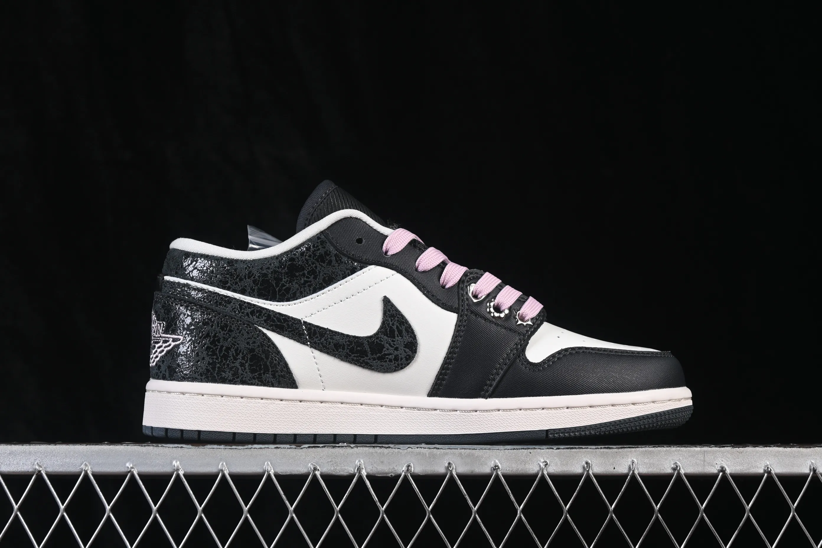 All categories Air Jordan Jordan series basketball shoes Air Jordan 1 Low Air Jordan 1 Low AJ1 Joe 1 burst pattern black and white low-top retro culture basketball shoes II0595-001
